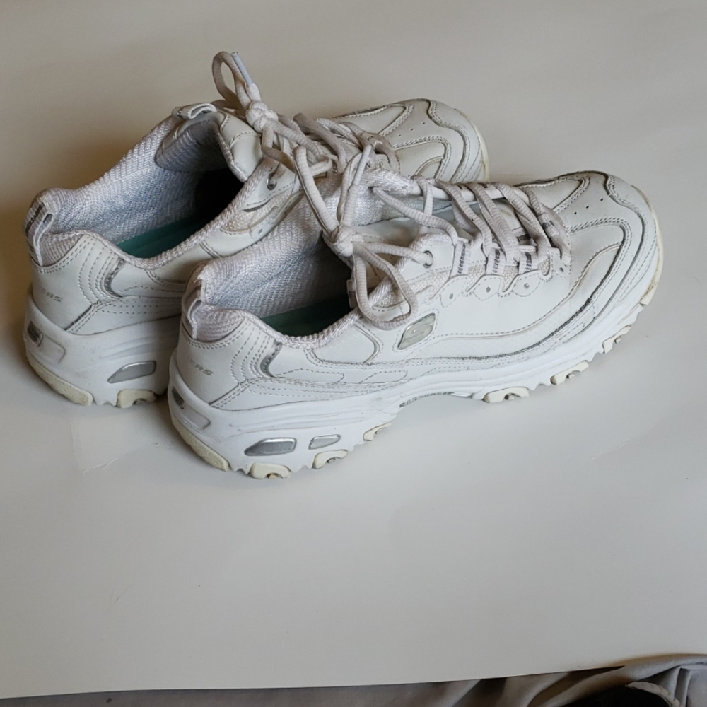 Sketchers D' Lites women's shoes